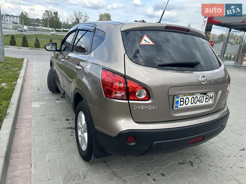 Внедорожник / Кроссовер Nissan Qashqai 2008 в Тернополе