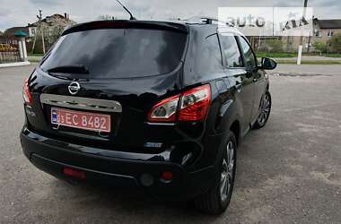 Внедорожник / Кроссовер Nissan Qashqai 2011 в Дубно