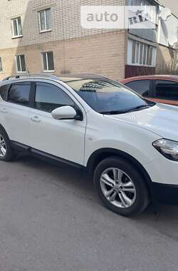 Позашляховик / Кросовер Nissan Qashqai 2010 в Ніжині