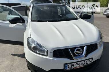Внедорожник / Кроссовер Nissan Qashqai 2013 в Чернигове