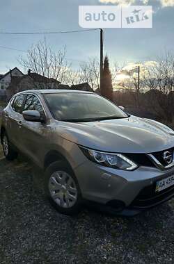 Внедорожник / Кроссовер Nissan Qashqai 2015 в Виннице