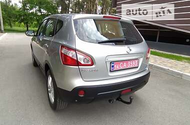 Позашляховик / Кросовер Nissan Qashqai 2011 в Чернігові