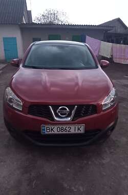 Позашляховик / Кросовер Nissan Qashqai 2010 в Радивиліві