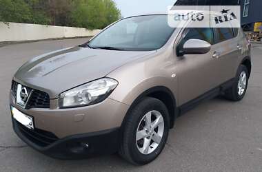 Позашляховик / Кросовер Nissan Qashqai 2012 в Чернігові