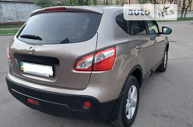 Позашляховик / Кросовер Nissan Qashqai 2012 в Чернігові