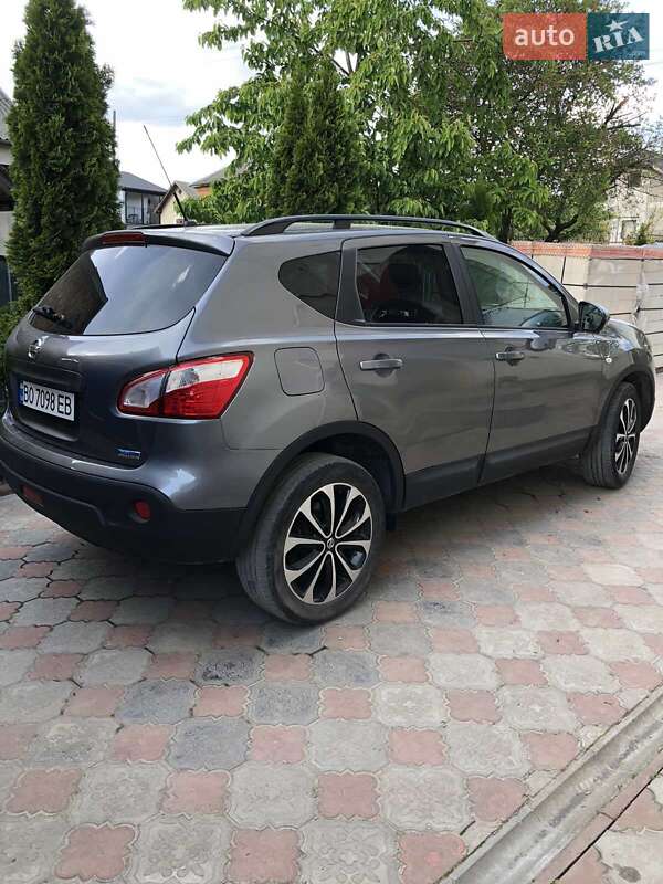 Внедорожник / Кроссовер Nissan Qashqai 2012 в Тернополе фото 3 Внедорожник / Кроссовер Nissan Qashqai 2012 в Тернополе