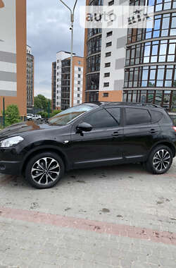 Внедорожник / Кроссовер Nissan Qashqai 2013 в Ивано-Франковске