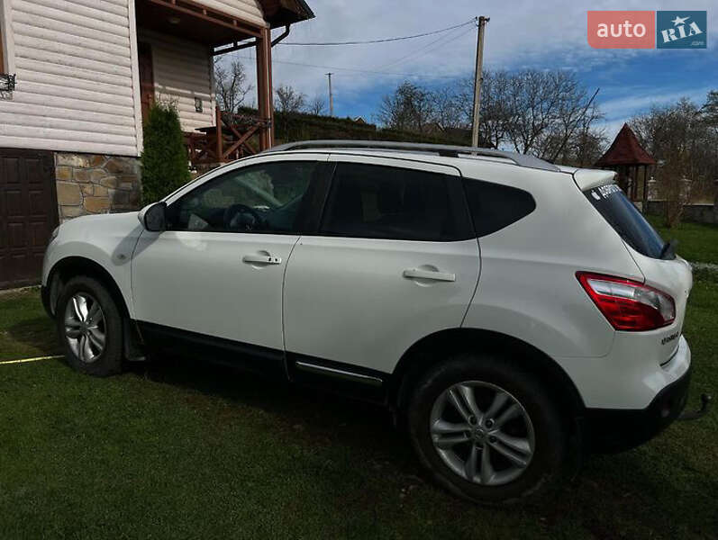 Внедорожник / Кроссовер Nissan Qashqai 2010 в Косове