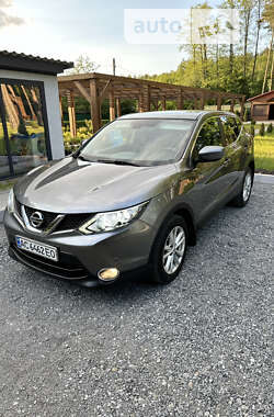 Внедорожник / Кроссовер Nissan Qashqai 2015 в Славуте