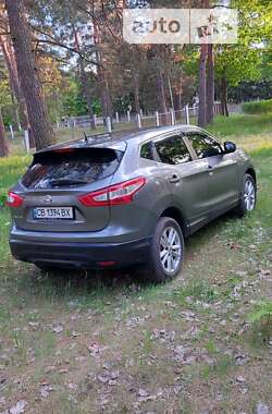 Внедорожник / Кроссовер Nissan Qashqai 2014 в Остер