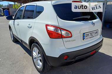 Внедорожник / Кроссовер Nissan Qashqai 2010 в Звягеле