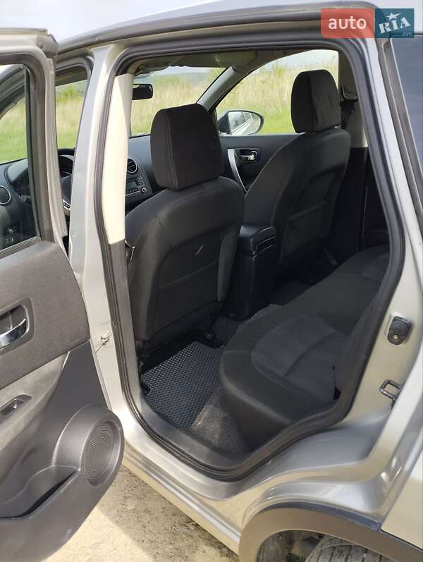 Позашляховик / Кросовер Nissan Qashqai 2011 в Коломиї