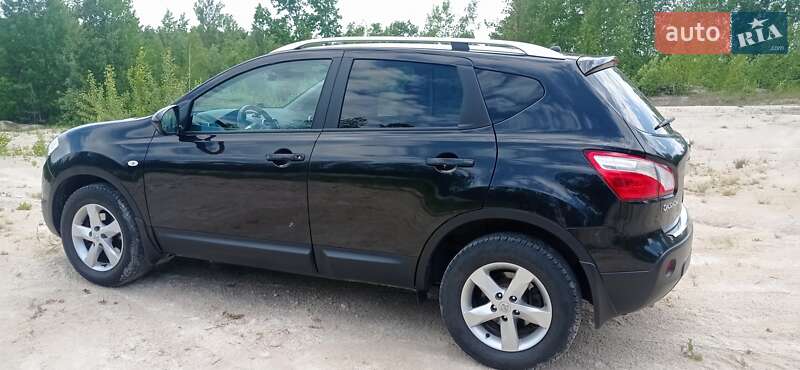 Позашляховик / Кросовер Nissan Qashqai 2012 в Олевську