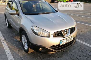 Позашляховик / Кросовер Nissan Qashqai 2013 в Стрию