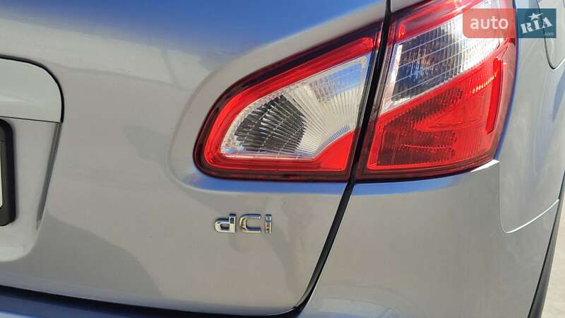 Внедорожник / Кроссовер Nissan Qashqai 2013 в Киеве