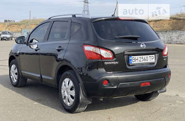 Позашляховик / Кросовер Nissan Qashqai 2013 в Одесі