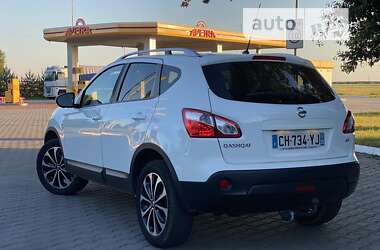 Позашляховик / Кросовер Nissan Qashqai 2012 в Луцьку