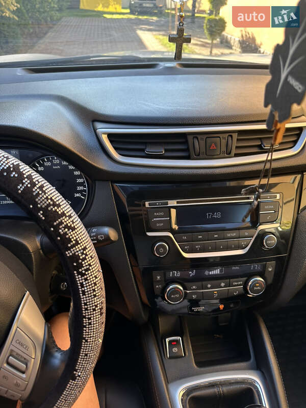 Nissan Qashqai 2015