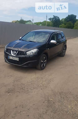 Внедорожник / Кроссовер Nissan Qashqai 2013 в Полтаве