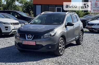 Позашляховик / Кросовер Nissan Qashqai 2013 в Рівному