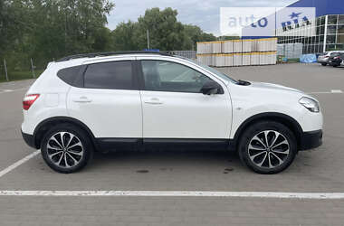 Внедорожник / Кроссовер Nissan Qashqai 2013 в Вышгороде