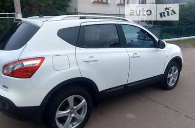 Внедорожник / Кроссовер Nissan Qashqai 2010 в Демидовке