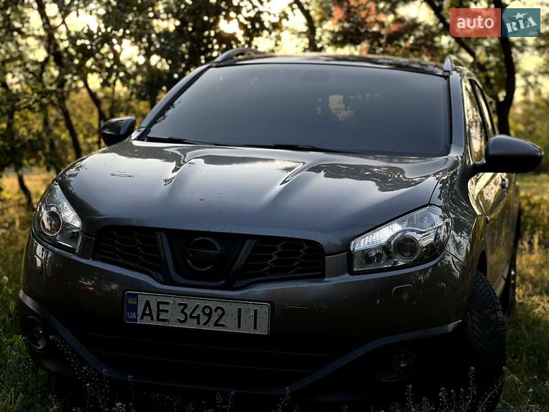Внедорожник / Кроссовер Nissan Qashqai 2011 в Днепре