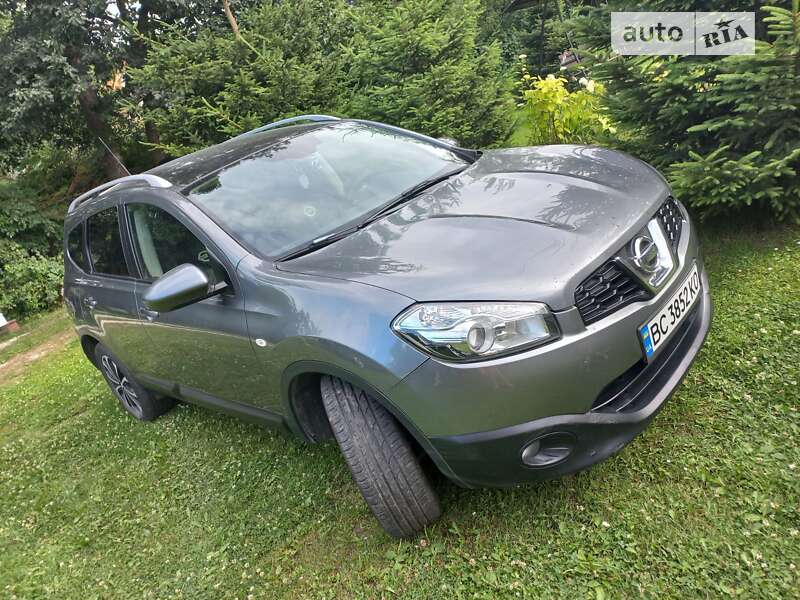 Позашляховик / Кросовер Nissan Qashqai 2013 в Львові