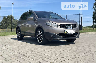 Позашляховик / Кросовер Nissan Qashqai 2012 в Львові