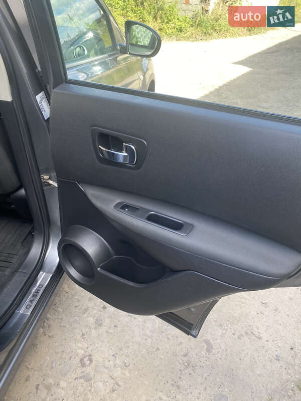 Внедорожник / Кроссовер Nissan Qashqai 2012 в Ивано-Франковске