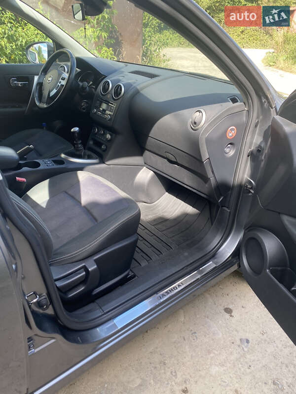 Внедорожник / Кроссовер Nissan Qashqai 2012 в Ивано-Франковске