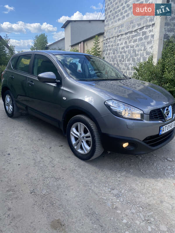 Внедорожник / Кроссовер Nissan Qashqai 2012 в Ивано-Франковске