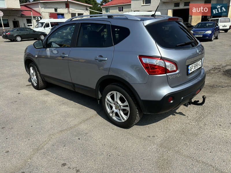 Внедорожник / Кроссовер Nissan Qashqai 2011 в Запорожье