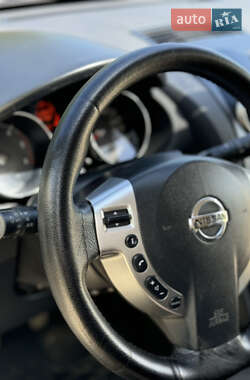 Внедорожник / Кроссовер Nissan Qashqai 2008 в 