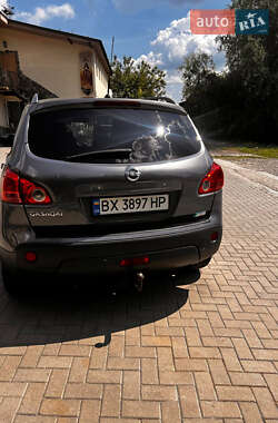 Внедорожник / Кроссовер Nissan Qashqai 2009 в 