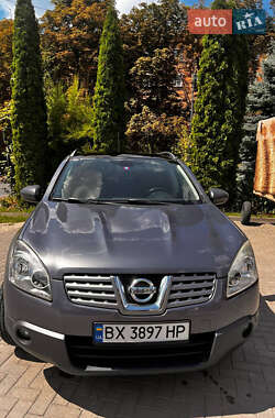 Внедорожник / Кроссовер Nissan Qashqai 2009 в 