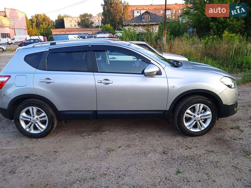 Внедорожник / Кроссовер Nissan Qashqai 2011 в Нежине