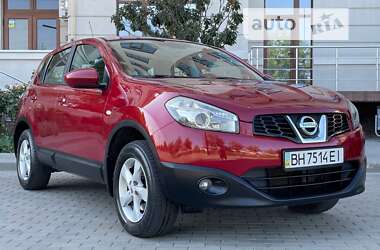 Позашляховик / Кросовер Nissan Qashqai 2012 в Одесі