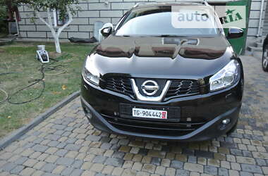 Позашляховик / Кросовер Nissan Qashqai 2012 в Чернівцях