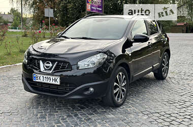 Позашляховик / Кросовер Nissan Qashqai 2013 в Старокостянтинові