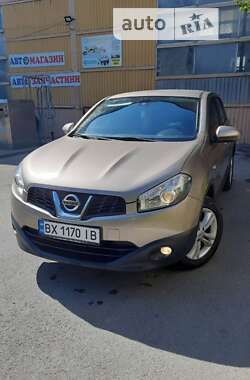 Внедорожник / Кроссовер Nissan Qashqai 2012 в Каменец-Подольском