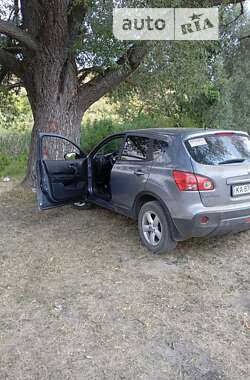 Внедорожник / Кроссовер Nissan Qashqai 2007 в 