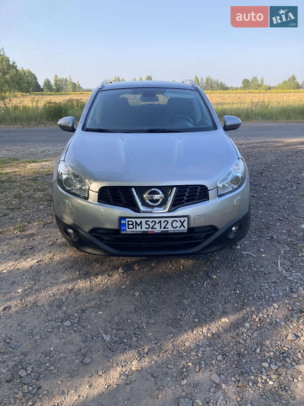 Внедорожник / Кроссовер Nissan Qashqai 2010 в Ямполе