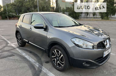 Позашляховик / Кросовер Nissan Qashqai 2012 в Києві