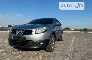 Позашляховик / Кросовер Nissan Qashqai 2010 в Харкові