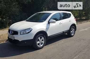 Внедорожник / Кроссовер Nissan Qashqai 2013 в Сумах