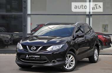 Внедорожник / Кроссовер Nissan Qashqai 2014 в Харькове