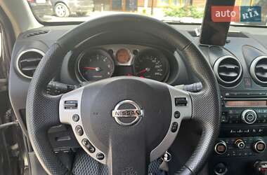 Внедорожник / Кроссовер Nissan Qashqai 2006 в 