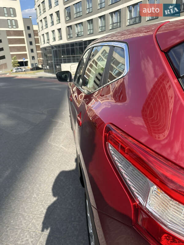 Внедорожник / Кроссовер Nissan Qashqai 2017 в Львове