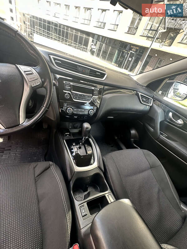 Внедорожник / Кроссовер Nissan Qashqai 2017 в Львове